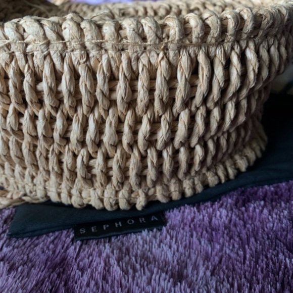 ROUND WOVEN PURSE - Picture 6 of 13